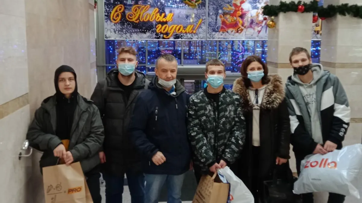 В Подольске купили подарки детям из бедных семей к Новому году