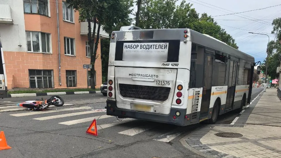 Скоро увидимся, мам: погибший в ДТП в Подмосковье на питбайке недавно похоронил мать