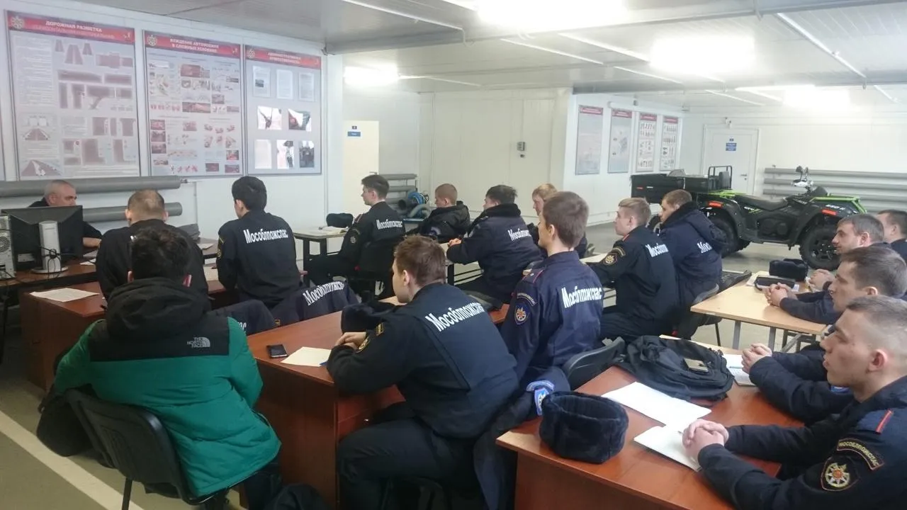 Переподготовку командиров отделений пожарных частей начали в «Мособлпожспасе» Подольска