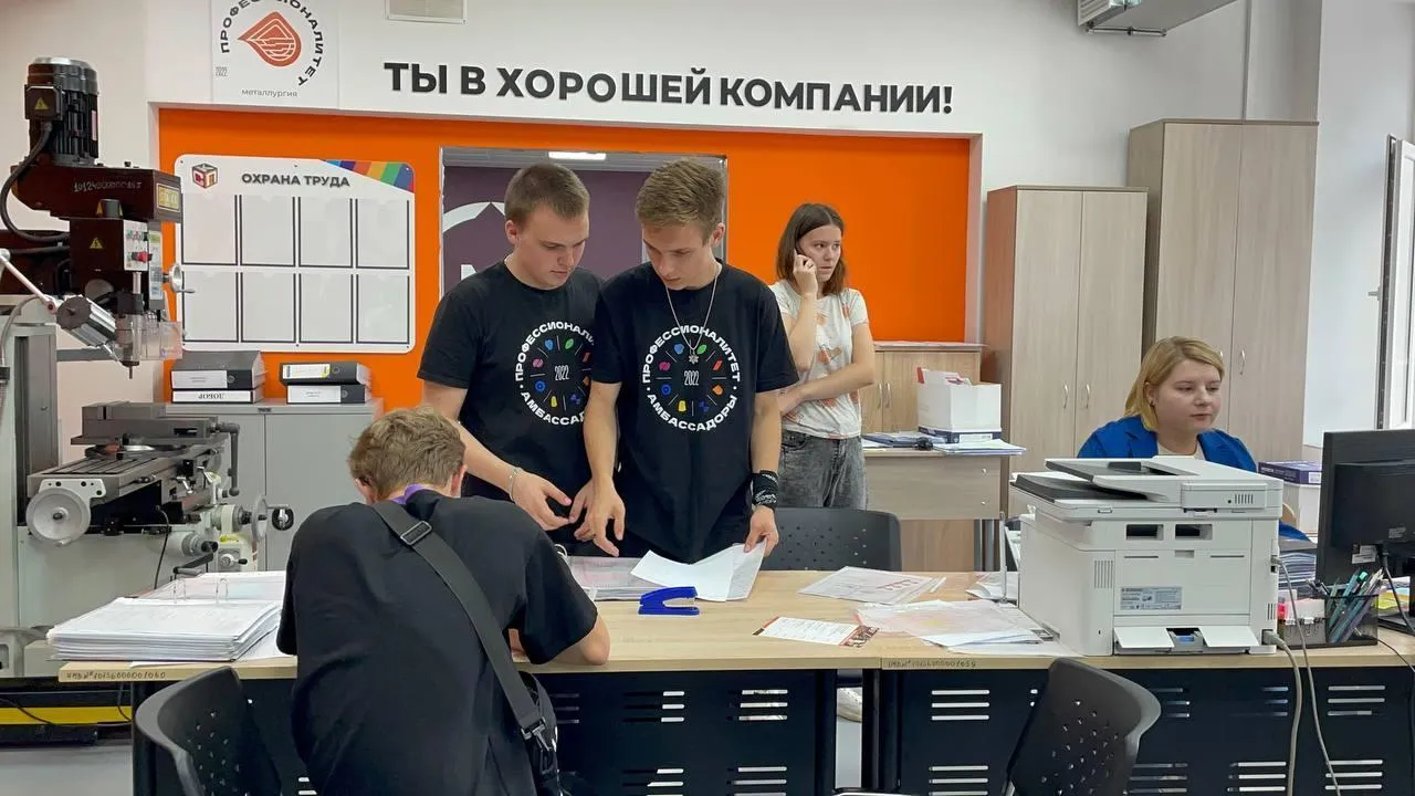 Россиянам рассказали, в каких случаях стоит идти в колледж, а не вуз