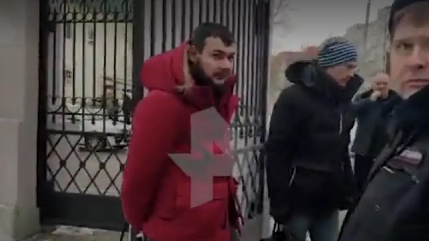 Мужчина напал на прихожан храма в центре Москвы