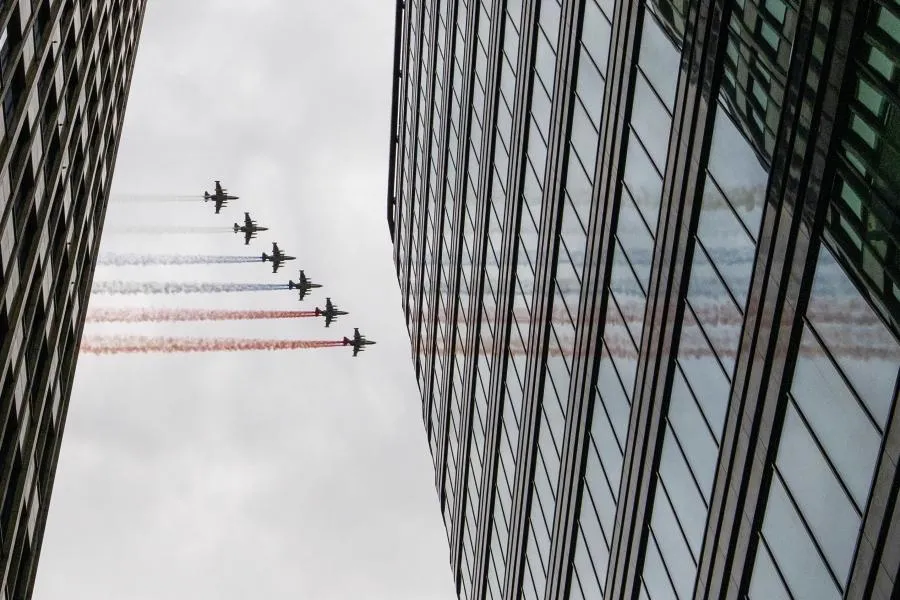 Штурмовики Су-25 во время воздушной части парада в Москве в честь 81-й годовщины Победы в Великой Отечественной войне.
