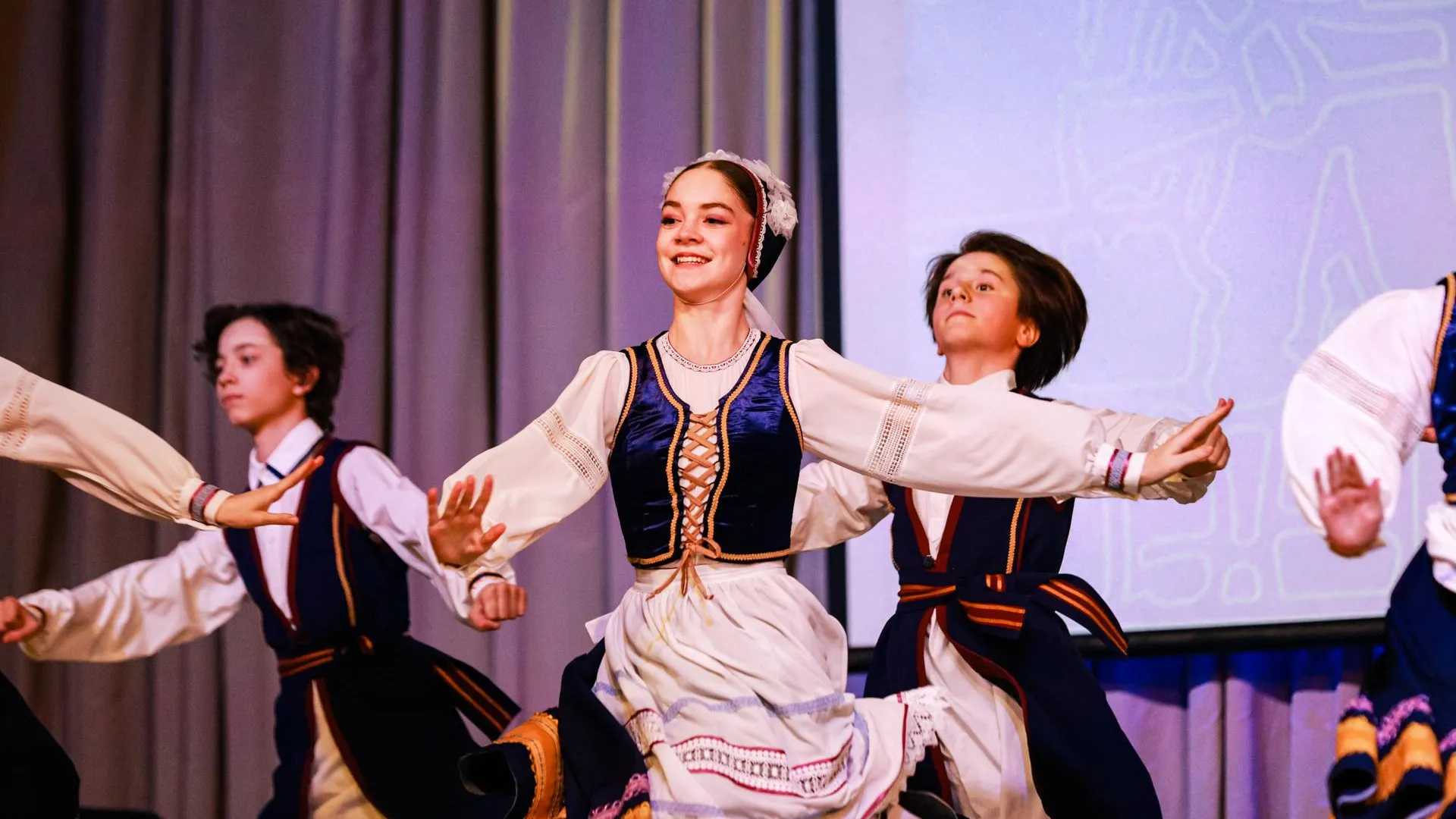 Юные танцоры из Химок посвятили концерт Игорю Моисееву