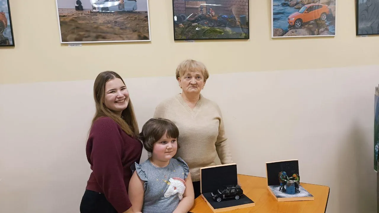 Выставка посвященных отцам фоторабот открылась в Люберцах