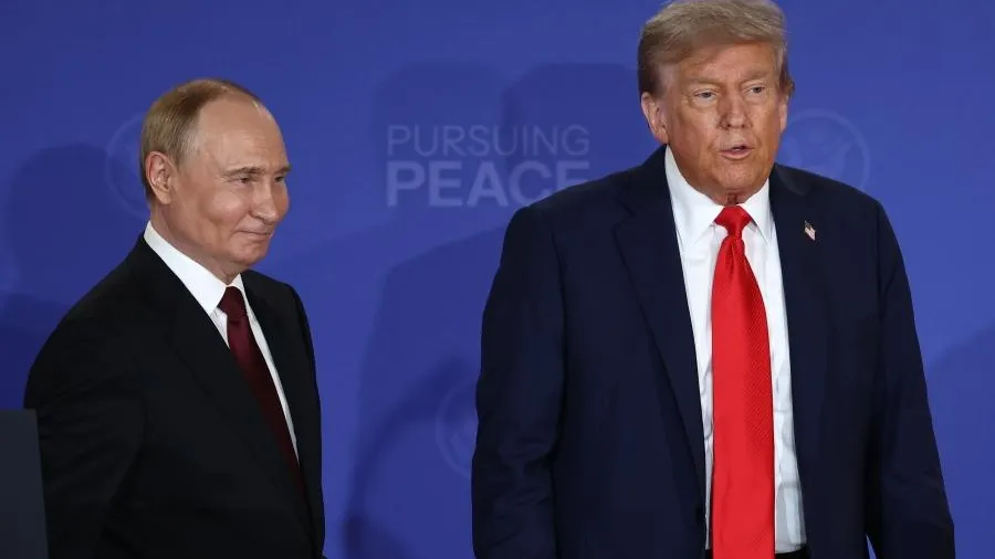 Путин и Трамп оказались в топ-5 самых влиятельных политиков в Европе