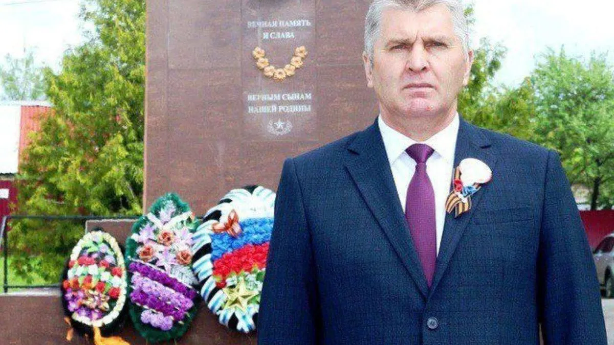 Уже 4-я атака: глава Беловского района пострадал при ударе БПЛА по его авто