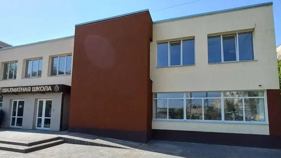 Подмосковные строители завершили ремонт школы в Мелитополе