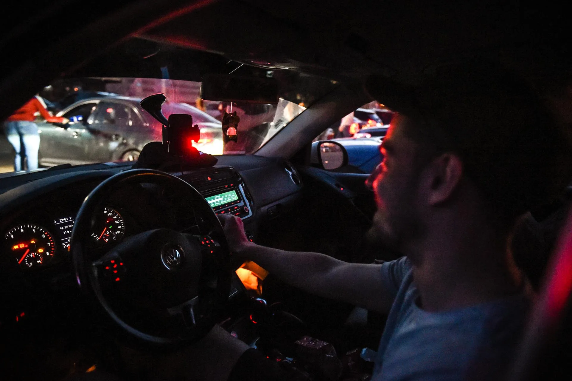 Александр Манзюк