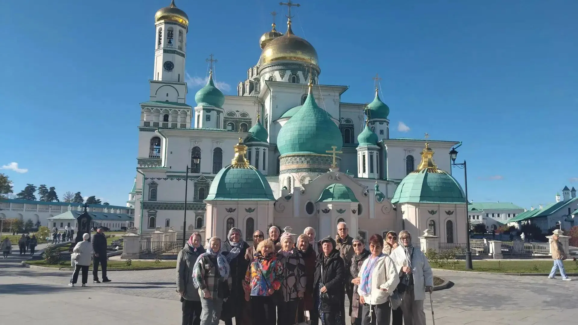 Долголеты Богородского округа посетили Истру и освоили монохром