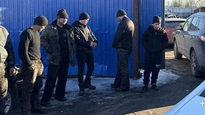 Незаконное сжигание мусора пресекли в Ленинском округе