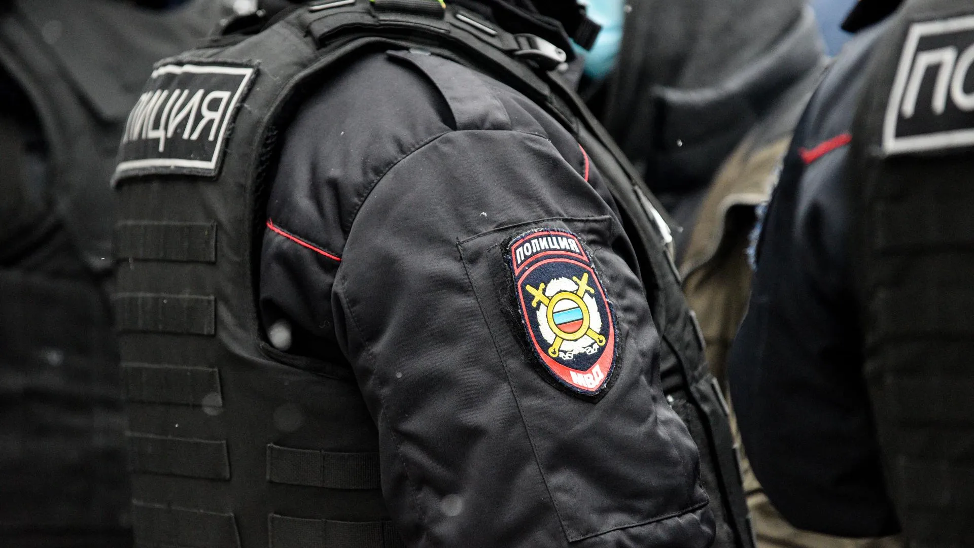 Подмосковные полицейские изъяли у москвича оружие, боеприпасы и наркотики