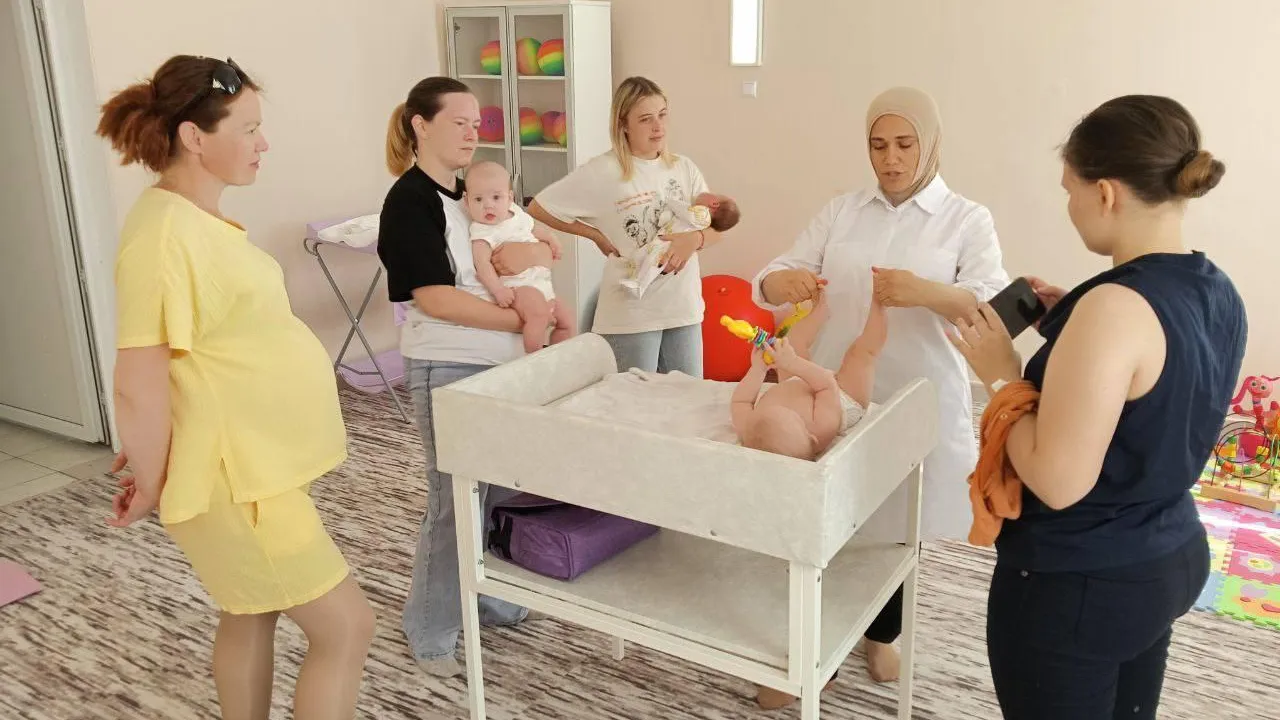 «Школу будущих родителей» в Истре посетило свыше 40 человек за август