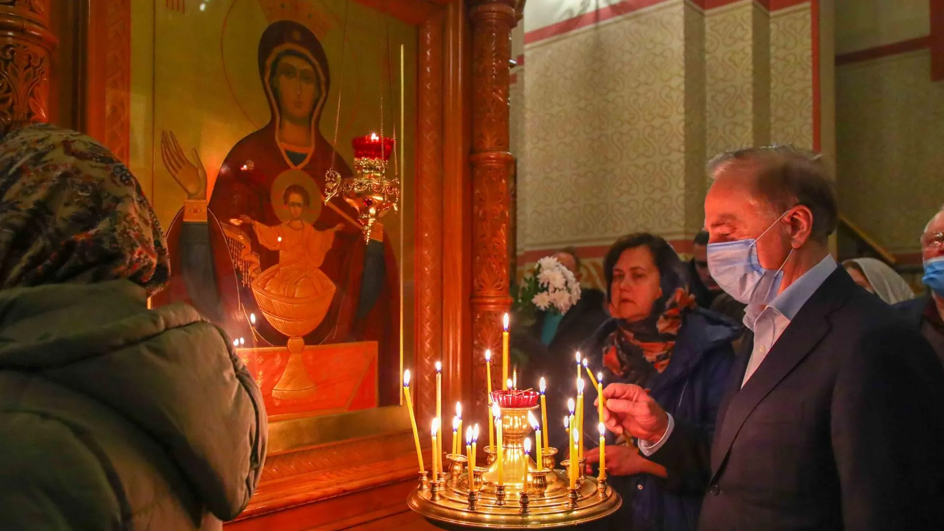 Глава Люберец поздравил жителей округа с Рождеством