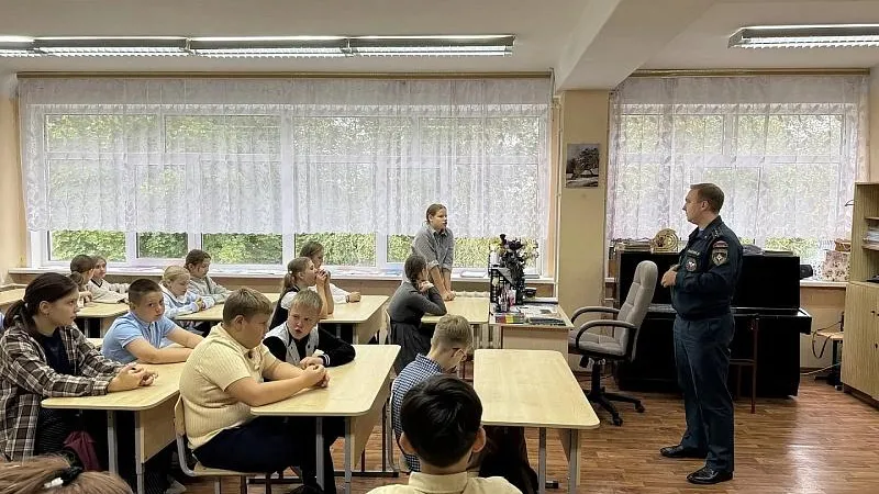 В школе «Вектор» Воскресенска провели урок пожарной безопасности