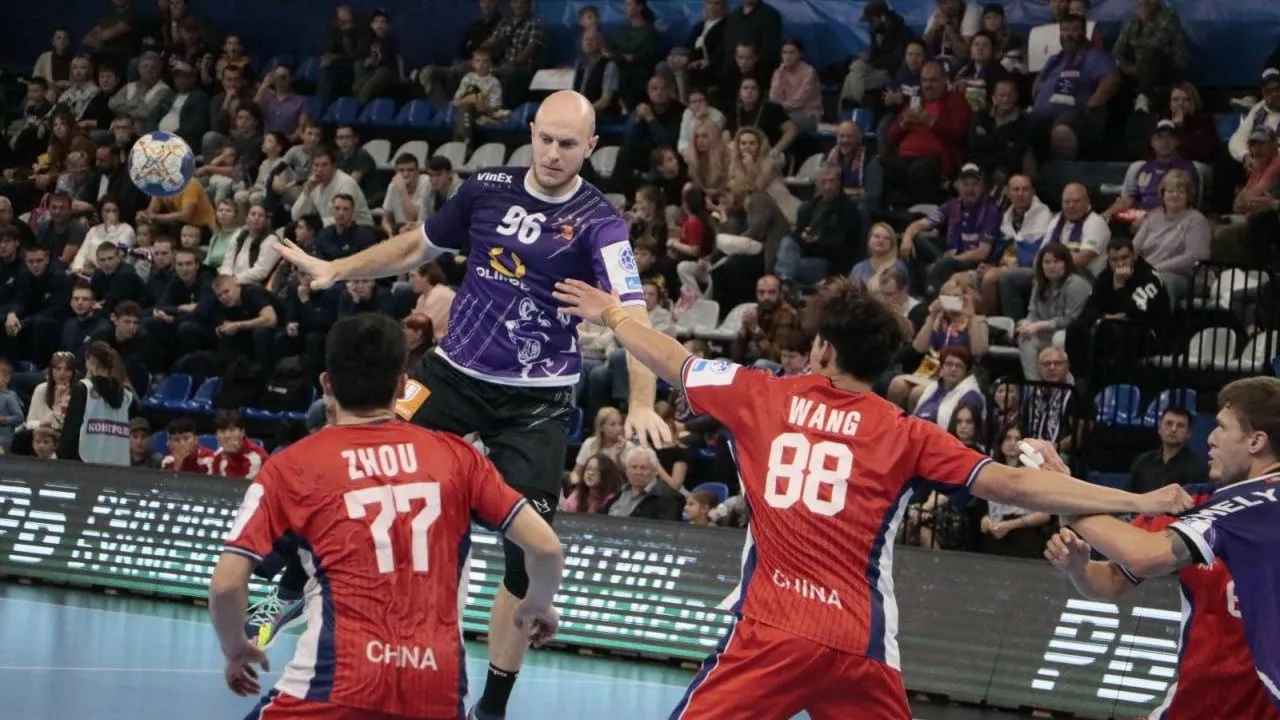 Команда «Чеховские медведи» обыграла соперников в первом матче SEHA – Gazprom League