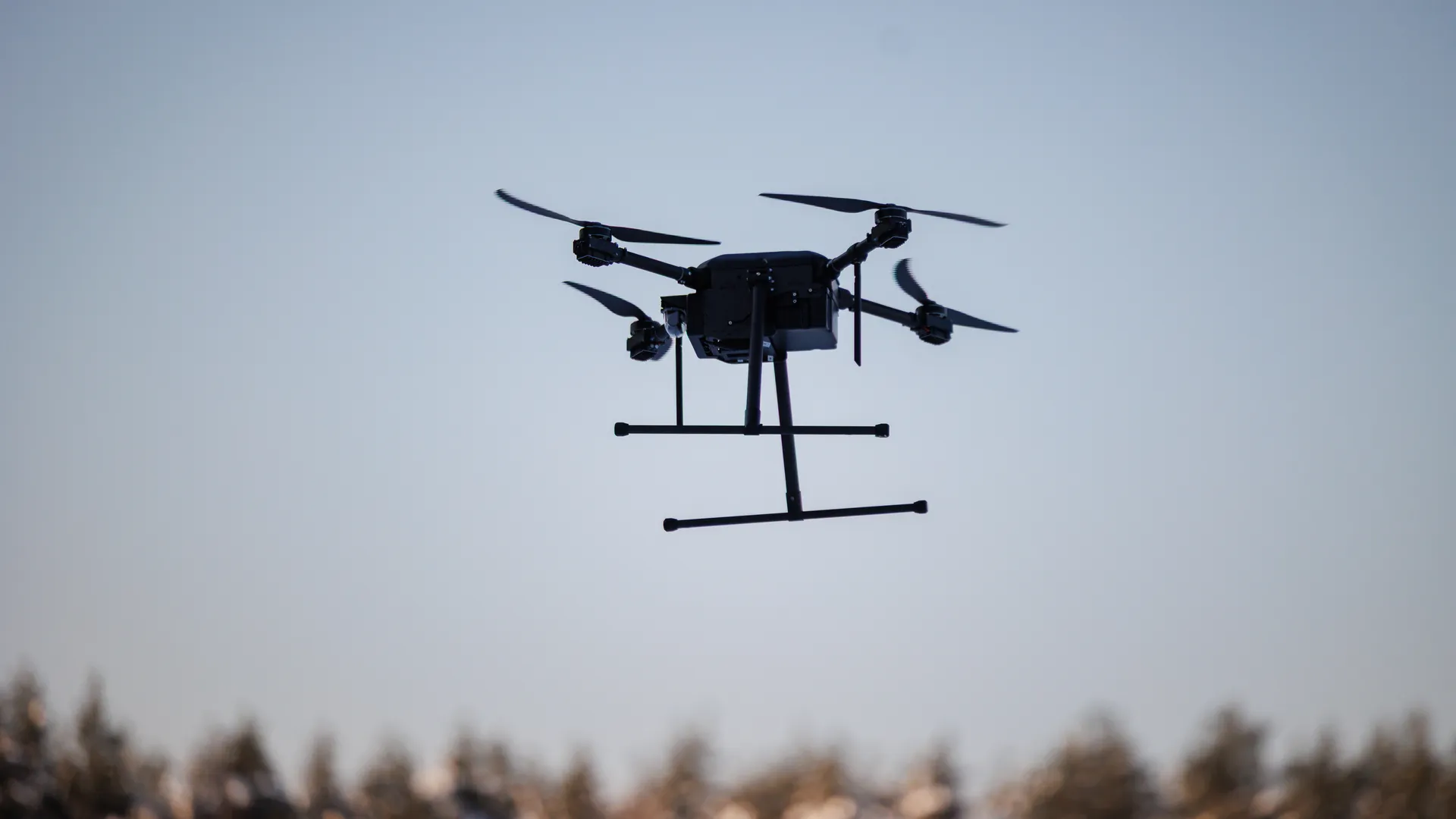 Боец ВСУ сбежал от российского дрона, бросив раненого товарища умирать