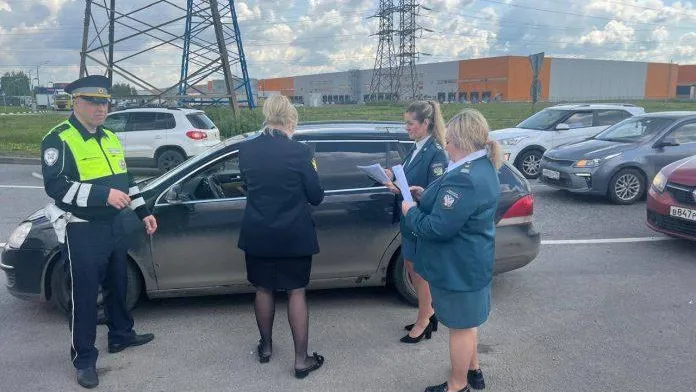 На дорогах Подольска выявляют должников-налогоплательщиков