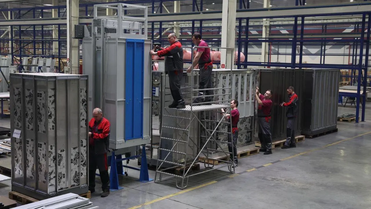 Серпуховский завод поставил 145 лифтов в ДНР в 2025 году