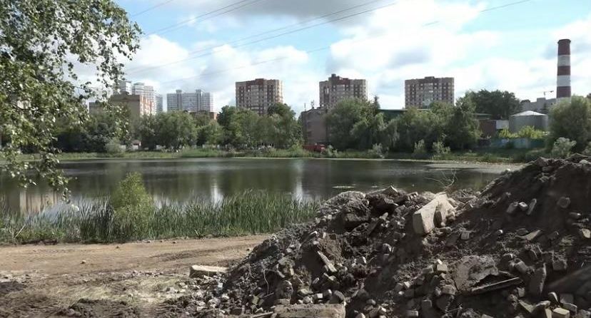 На Травинском озере в Пушкино начались работы по благоустройству набережной