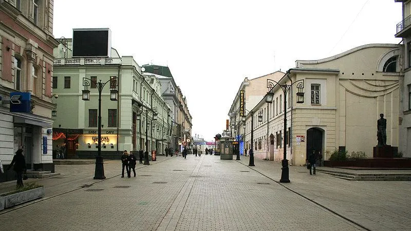В МХТ имени Чехова намерены решить вопрос о проезде на территорию театра