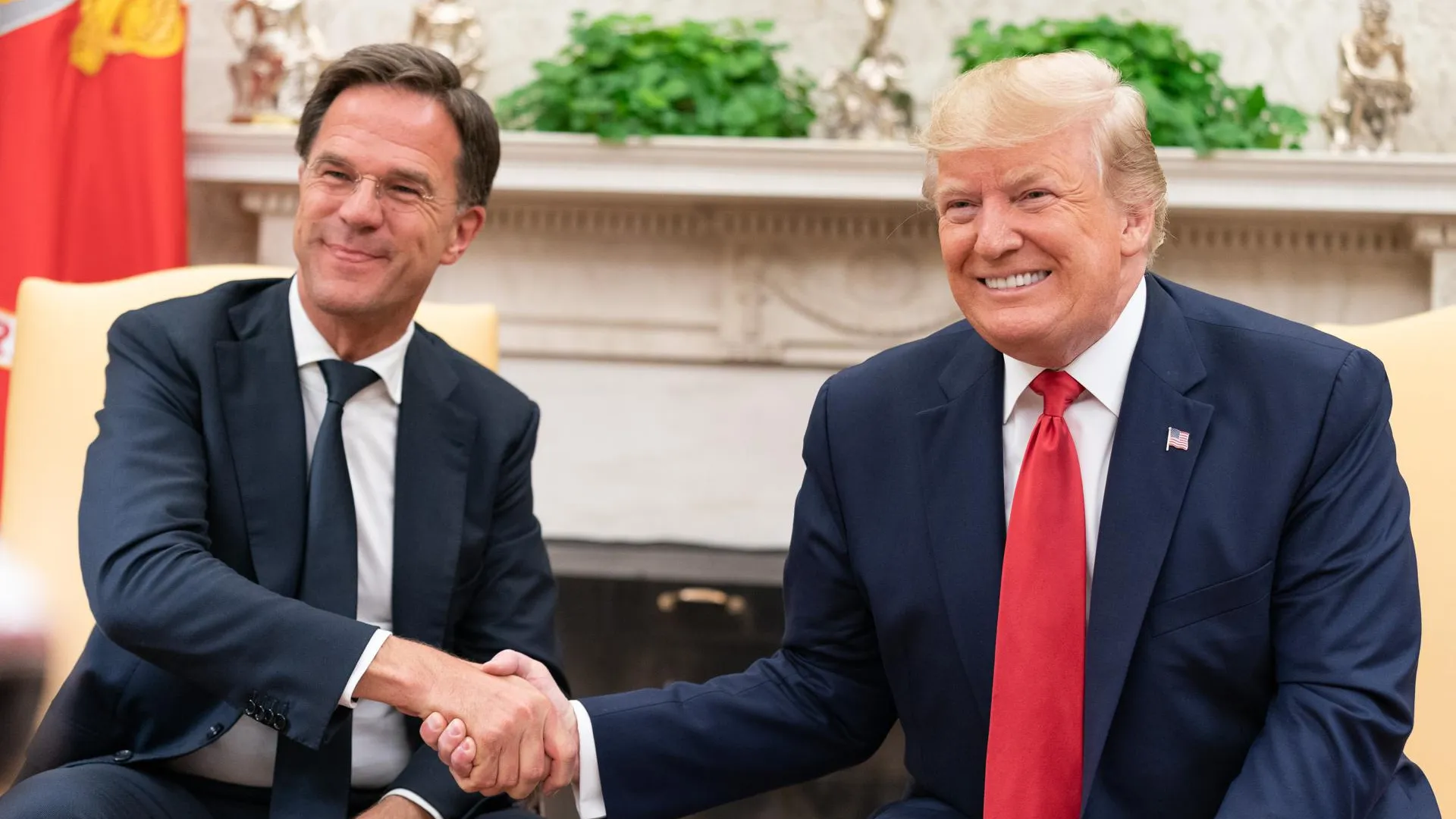 BBC: генсек НАТО Рютте порекомендовал Зеленскому помириться с Трампом