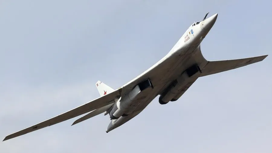 Российские «Белые лебеди» совершили плановый полет