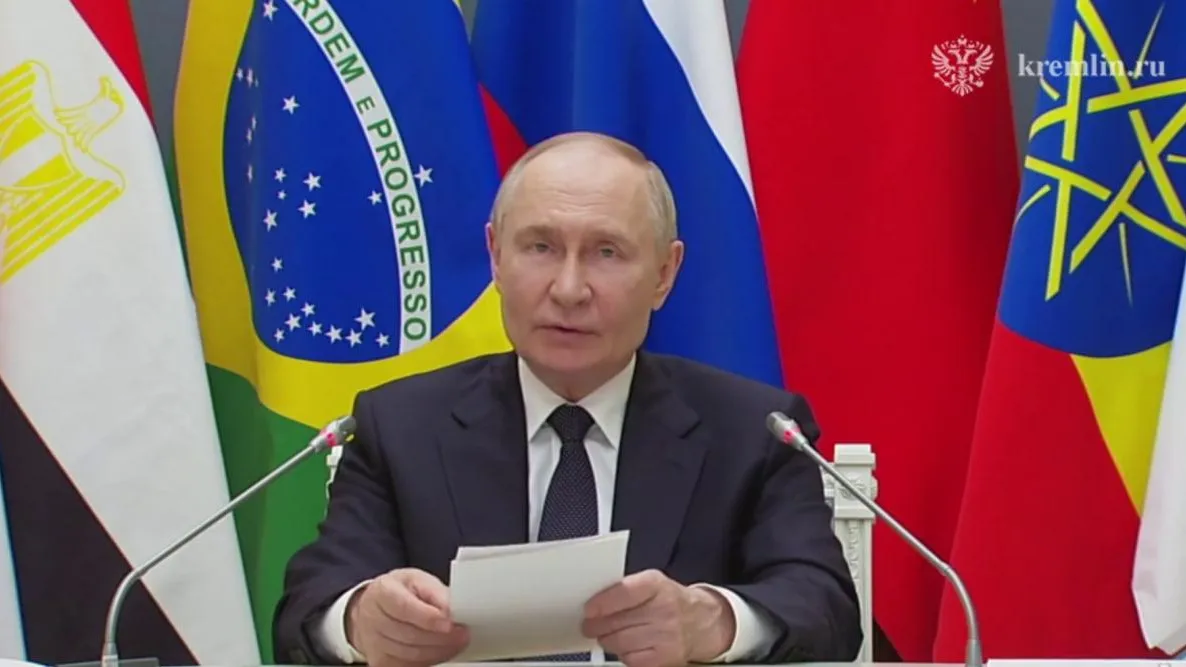 Путин по видеосвязи принял участие в саммите БРИКС в бразильском Рио-де-Жанейро