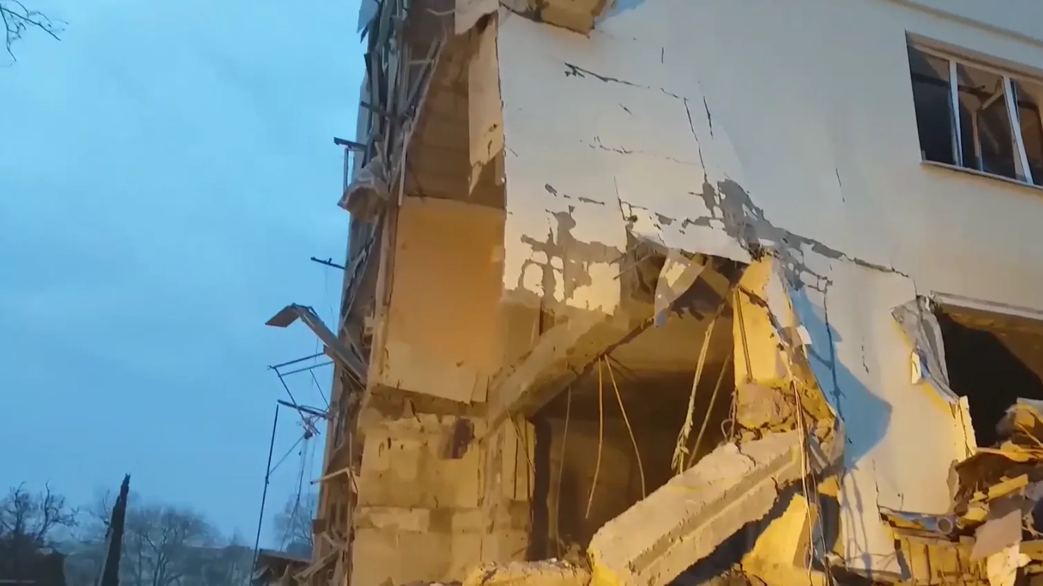 Погибшей при взрыве в многоэтажке в Севастополе оказалась мать пятерых детей