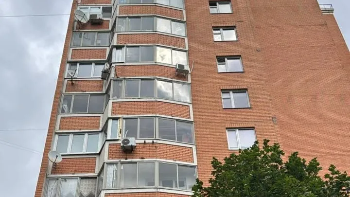 Сын порезал родителей и сестру и покончил с собой на юго-западе Москвы