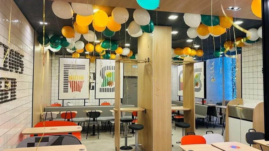 В округе Пушкинский открылся новый ресторан «Вкусно и точка»