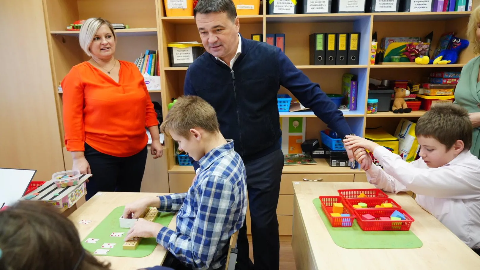 Центр сопровождения слепоглухих в Подмосковье построили на 45% — губернатор