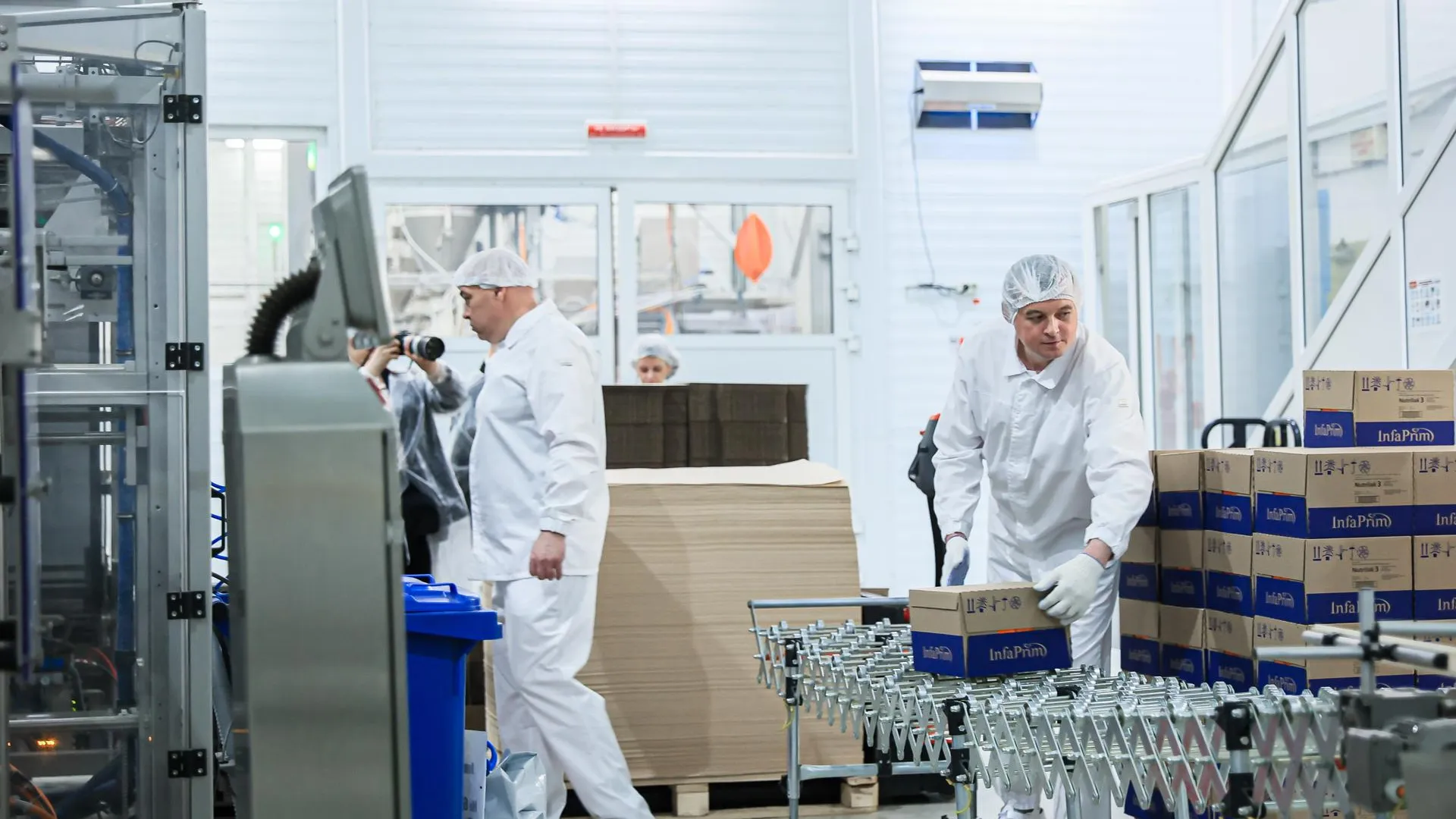 Безработица в Подмосковье упала на 35,3% к июню 2023 года