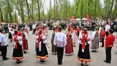 Празднование Дня Победы завершилось танцевальным флэшмобом в Серпухове