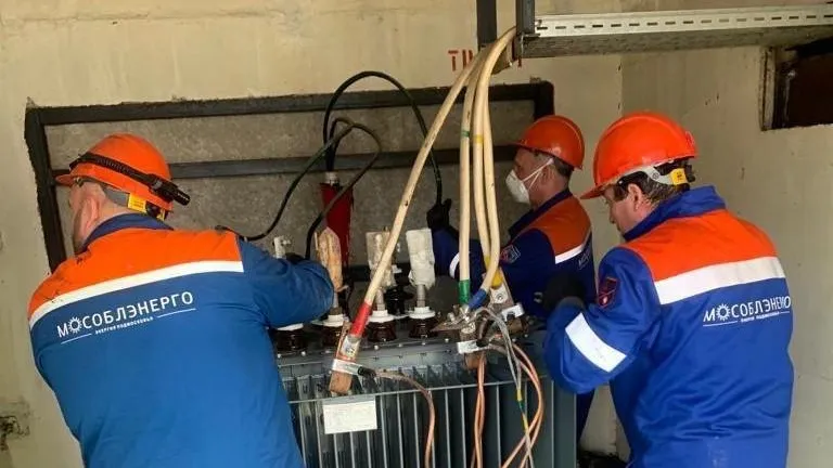 Энергетики увеличили мощность электроснабжения для Салтыковской гимназии в Балашихе