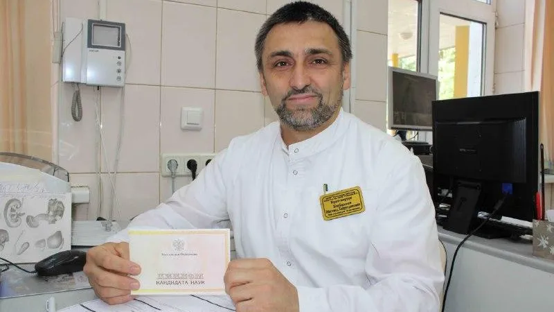 Хирург Московской областной больницы имени Розанова стал кандидатом медицинских наук