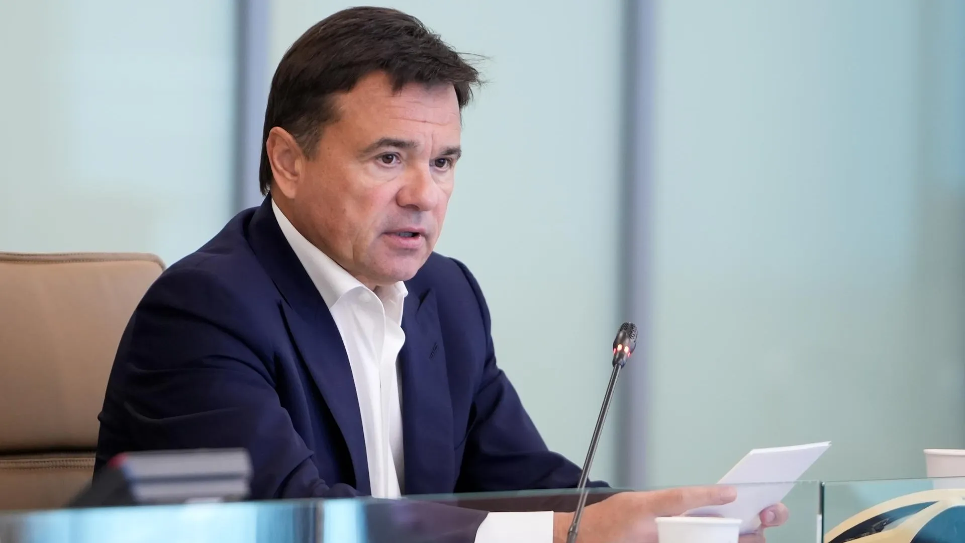 Воробьев призвал провести в Мособлдуме слушания о стандарте жизни в частном доме