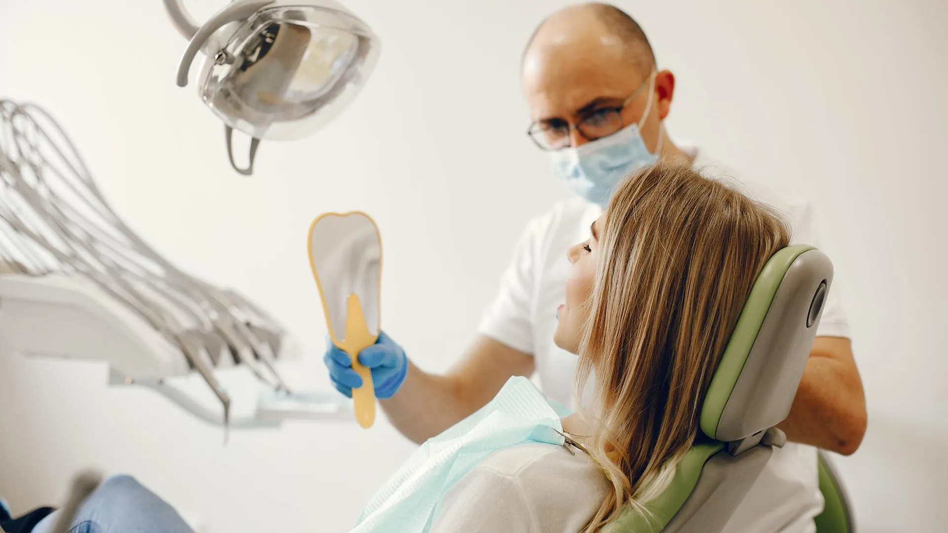 Смертельная зараза: подпольная стоматология может привести в морг