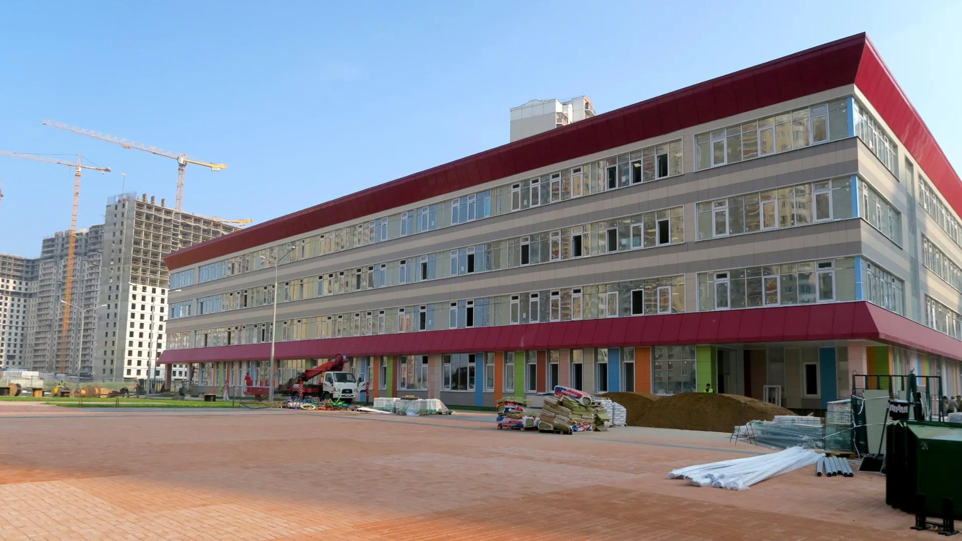 В Подмосковье с начала года построили 15 бюджетных соцобъектов