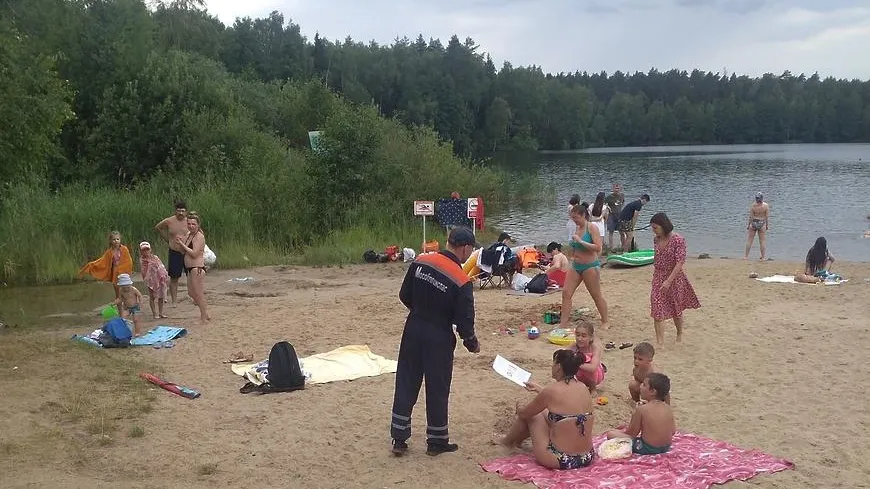 Спасатели провели рейд по несанкционированным местам купания в Балашихе