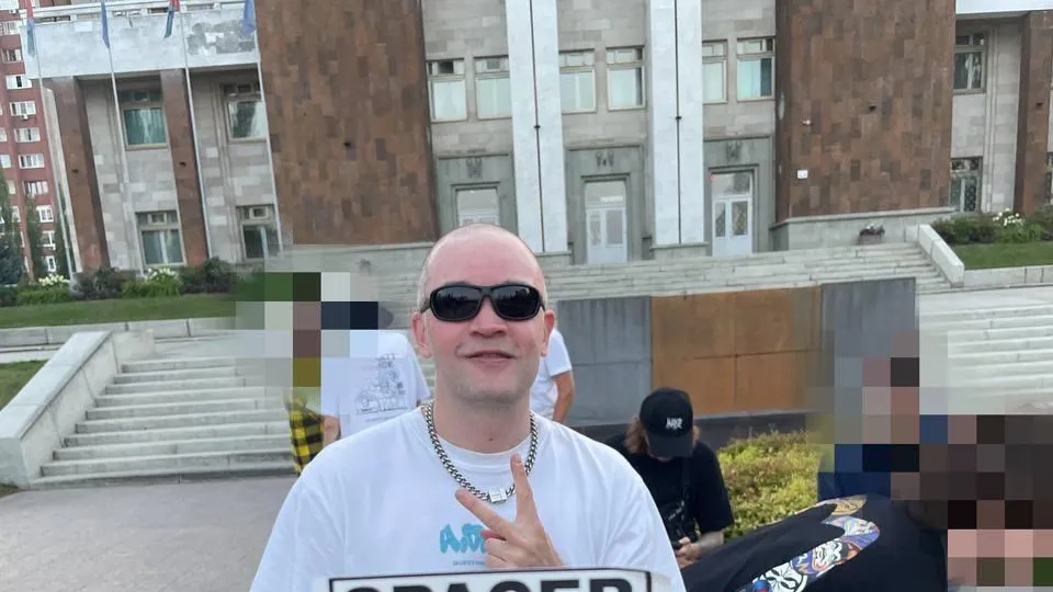 Стрит-арт художника Namer арестовали в Москве по делу об изнасиловании девочек