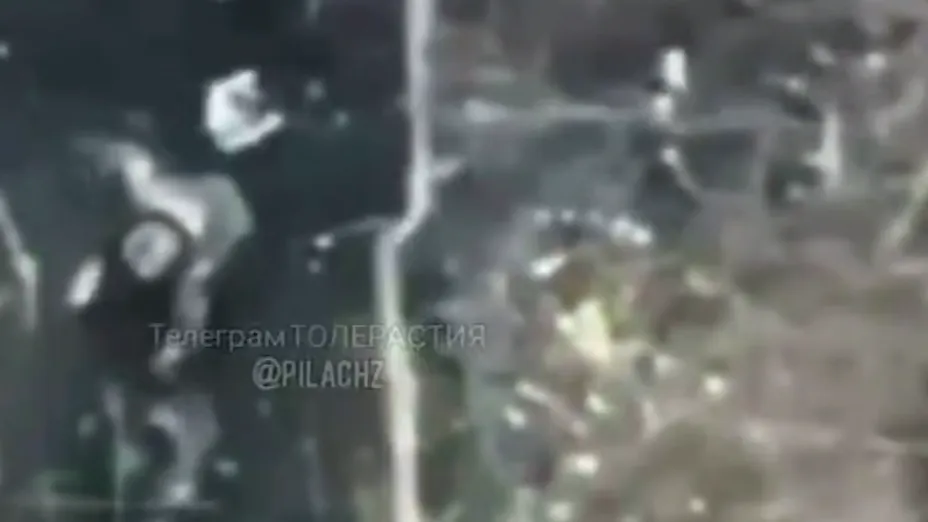 Появилось видео нового рукопашного боя между российским и украинским военным