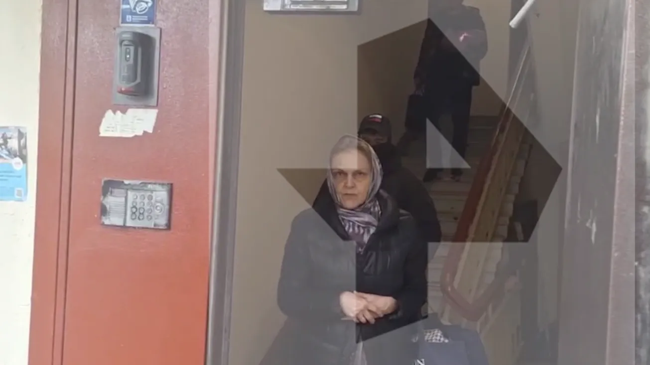 Силовики обыскали квартиру блогера Кеворковой по делу об оправдании терроризма