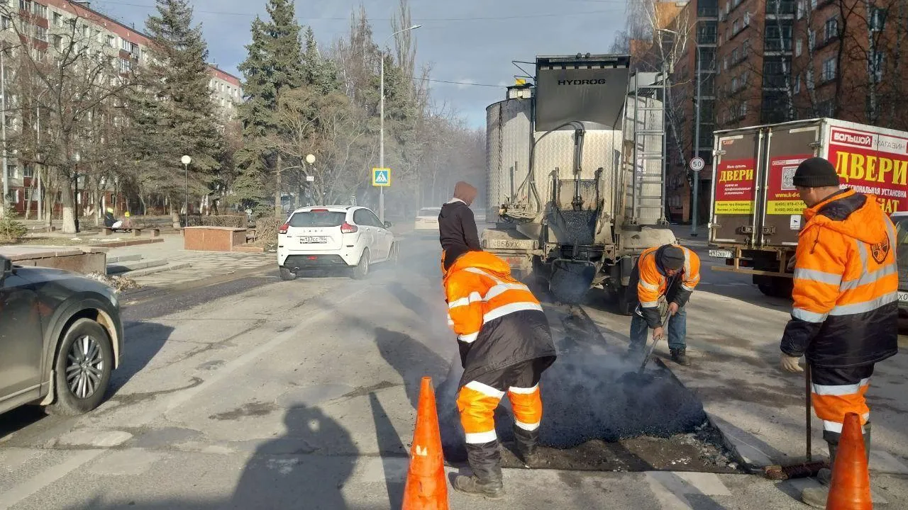 Более 3,5 тыс ям устранили на дорогах Королева с начала года