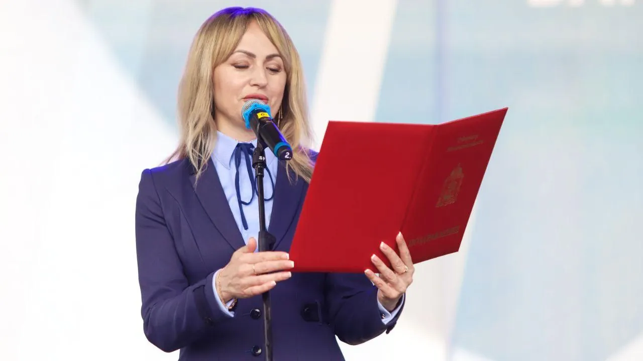 Коллектив вагоноремонтного завода «Новотранс» в Кашире поздравили с юбилеем