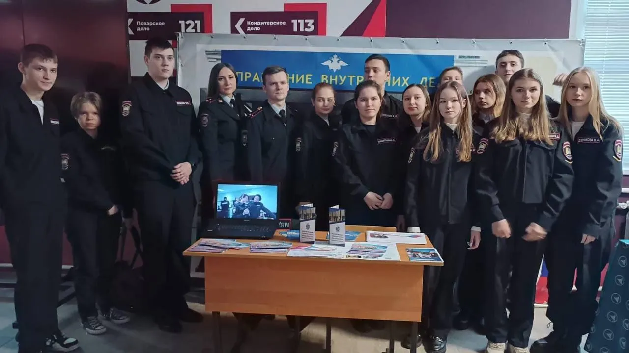 Выпускники Подмосковья пообщались с работодателями на ярмарке вакансий