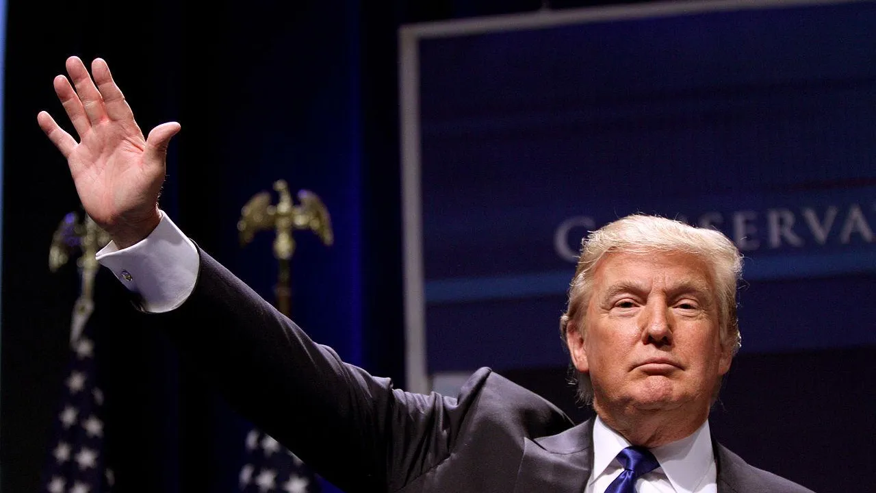 Трамп пригрозил союзникам по НАТО перестать поставлять оружие Украине