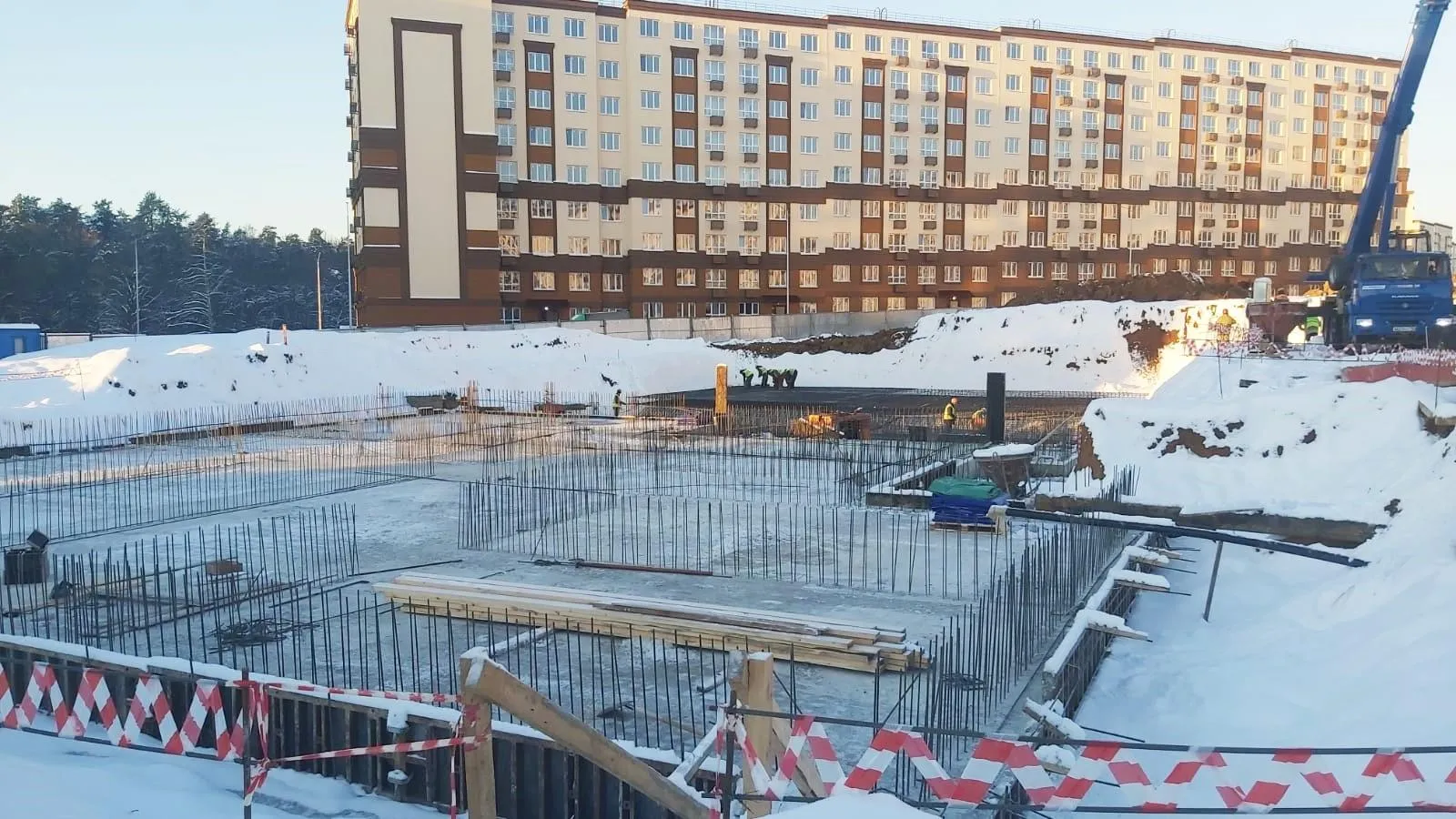 Строители приступили к устройству фундамента нового детского сада в Ленинском округе