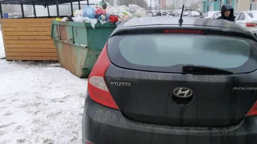 Порядка 15 тыс руб штрафов заплатили автовладельцы Люберец за парковку у контейнеров