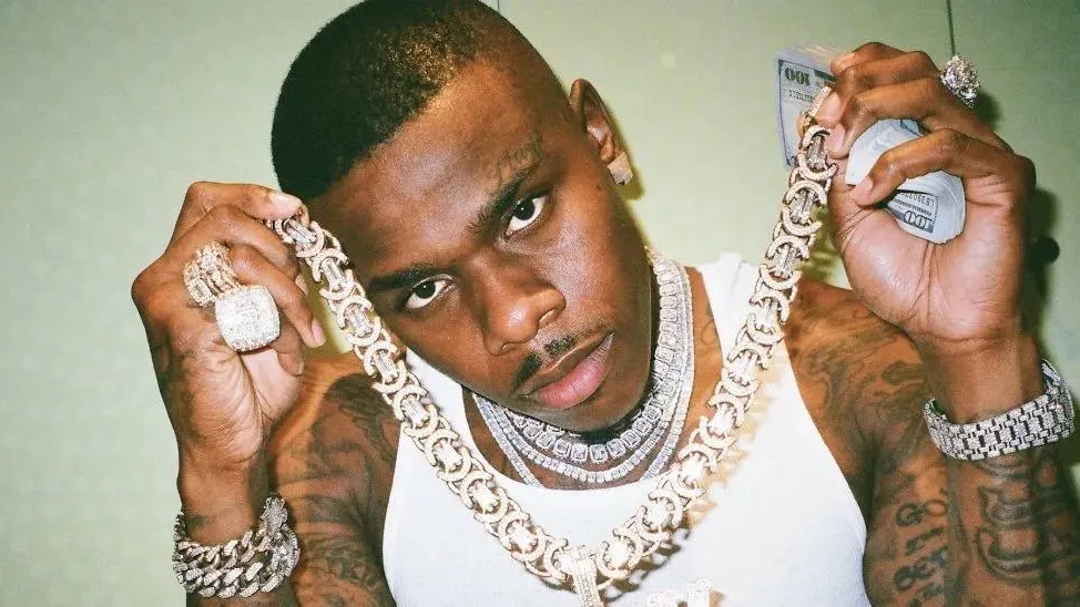 Mash: рэпер DaBaby даст концерт в России
