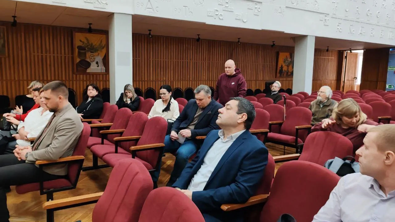 Для сотрудников научного института прошла выездная администрация в Черноголовке